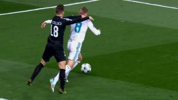 Penalti de Lo Celso a Kroos Penalti de Lo Celso a Kroos