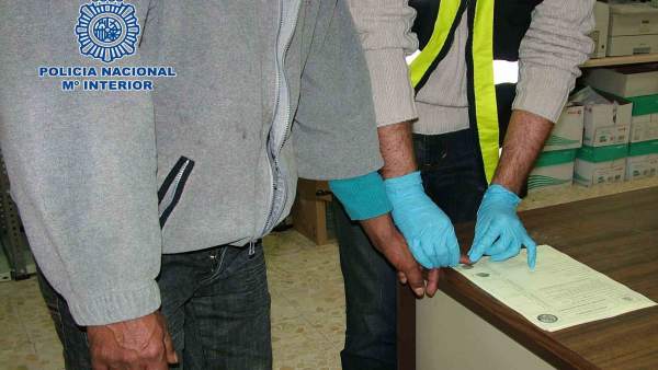 La Policía Nacional Detiene A Un Paterista Dedicado A La Introducción En España La Policía Nacional Detiene A Un Paterista Dedicado A La Introducción En España