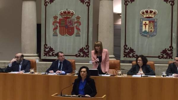 Pleno del Parlamento de La Rioja Pleno del Parlamento de La Rioja
