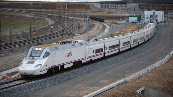 Tren AVE Tren AVE