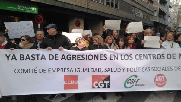 Trabajadores de los centros de menores de Granada Trabajadores de los centros de menores de Granada