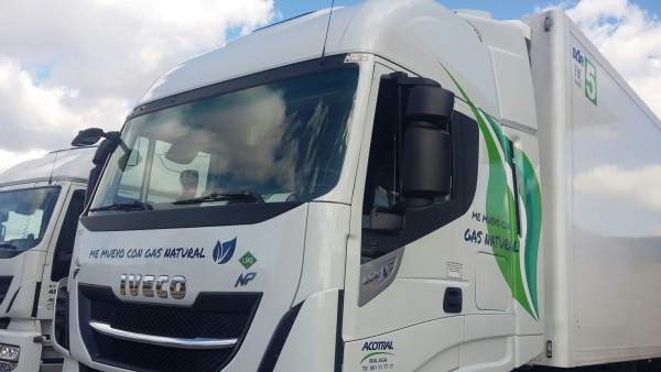 Mercadona i els seus proveïdors de transport invertiran 4 milions més enguany en tecnologies netes Mercadona i els seus proveïdors de transport invertiran 4 milions més enguany en tecnologies netes