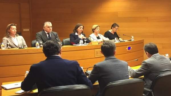 Bárcenas diu que en un sopar amb Camps, Acebes i Costa "va quedar clar" que el PPCV pagaria el congrés a Fira València Bárcenas diu que en un sopar amb Camps, Acebes i Costa "va quedar clar" que el PPCV pagaria el congrés a Fira València