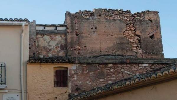 Riba-roja pide una ayuda a Europa para restaurar una casa y refugiods Riba-roja pide una ayuda a Europa para restaurar una casa y refugiods