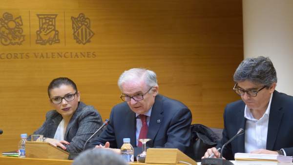 Antonio Montabes presenta la memoria de la Fiscalía de la Comunitat 2016 Antonio Montabes presenta la memoria de la Fiscalía de la Comunitat 2016