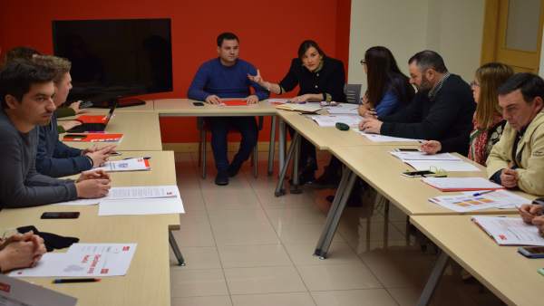 Ana Sánchez Se Reúne Con El Psoe De León Para Fijar Objetivos De Cara A Las Elec Ana Sánchez Se Reúne Con El Psoe De León Para Fijar Objetivos De Cara A Las Elec
