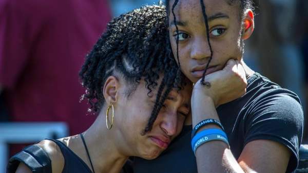 Vigilia tras la masacre en Florida Vigilia tras la masacre en Florida