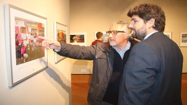 Fotonoticia/ Fernando López Miras Inaugura La Exposici Ón ‘Fotoperiodismo 2017’ Fotonoticia/ Fernando López Miras Inaugura La Exposici Ón ‘Fotoperiodismo 2017’