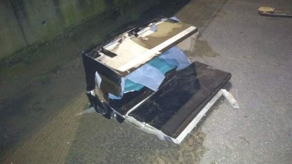 Uno de los refugios destrozados Uno de los refugios destrozados