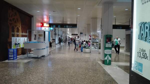 Aeropuerto de Asturias Aeropuerto de Asturias