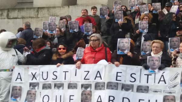 Funcionarios de justicia en huelga Funcionarios de justicia en huelga