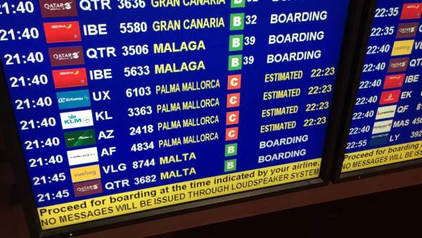 Retraso, aeropuerto, pantalla, avión, palma, embarcar, recurso Retraso, aeropuerto, pantalla, avión, palma, embarcar, recurso