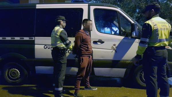 La Guardia Civil Detiene A Un Conductor Fugado De Un Control Por Conducción Teme La Guardia Civil Detiene A Un Conductor Fugado De Un Control Por Conducción Teme