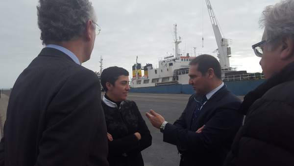 1 Nota Y 1 Foto Junta (Directora Puertos Andalucía Visita Puerto Huelva) 1 Nota Y 1 Foto Junta (Directora Puertos Andalucía Visita Puerto Huelva)