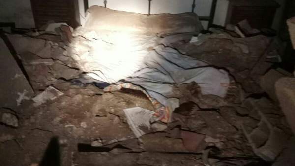 Cama del herido tras caerle techo encima Cama del herido tras caerle techo encima