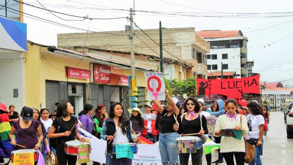 Madre Coraje y Ayuntamiento luchan contra la violencia de género en Perú Madre Coraje y Ayuntamiento luchan contra la violencia de género en Perú