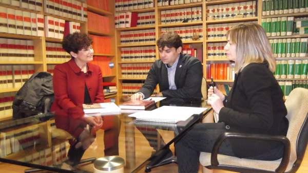 Nota De Prensa Sobre La Reunión Entre El Presidente De La Fnmc Y La Presidenta D Nota De Prensa Sobre La Reunión Entre El Presidente De La Fnmc Y La Presidenta D
