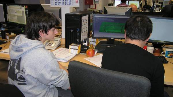 Estudiantes en Gestamp Estudiantes en Gestamp