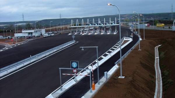 Autopista radial R-4 de Ferrovial y Sacyr Autopista radial R-4 de Ferrovial y Sacyr