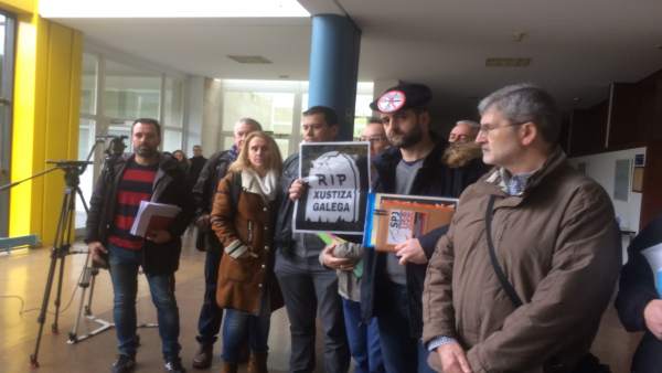 Reunión por la huelga en la Justicia en Galicia. Reunión por la huelga en la Justicia en Galicia.