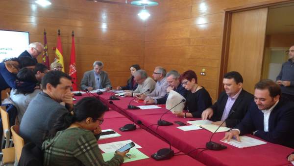 El PSOE en la reunión El PSOE en la reunión