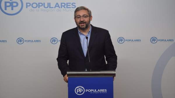 VÍCTOR MARTÍNEZ PORTAVOZ PP VÍCTOR MARTÍNEZ PORTAVOZ PP