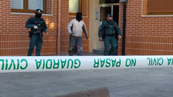 Operación de la Guardia Civil contra el tráfico de seres humanos Operación de la Guardia Civil contra el tráfico de seres humanos