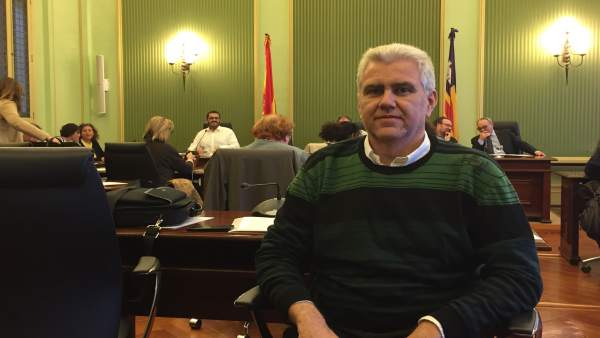 El diputado del PI, Josep Melià El diputado del PI, Josep Melià