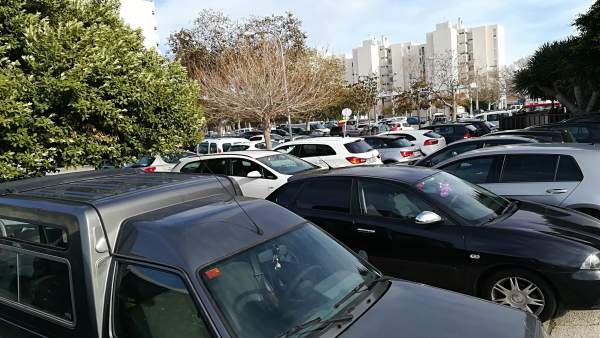 UGT denuncia la falta de aparcamientos en el Polígono de Llevant UGT denuncia la falta de aparcamientos en el Polígono de Llevant