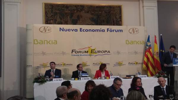 Vicent Soler y Sandra Gómez en el Fòrum Europa Vicent Soler y Sandra Gómez en el Fòrum Europa