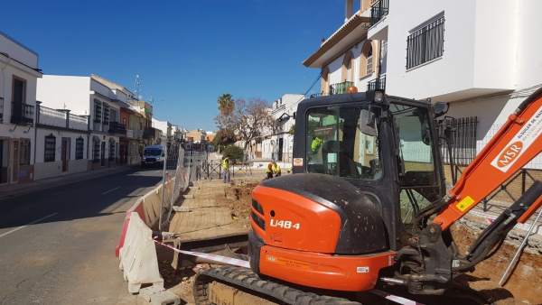 Comienzo de las actuaciones en la Avenida de Andalucía Comienzo de las actuaciones en la Avenida de Andalucía