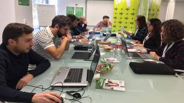 Jóvenes emprendedores taller acción contra el hambre emprendimiento Jóvenes emprendedores taller acción contra el hambre emprendimiento