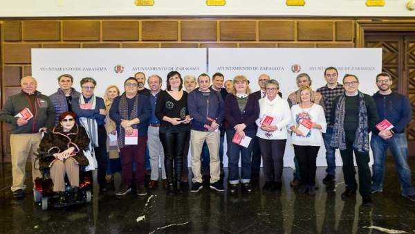 180220 Presentación Arte Siglo Xxi Cementerio De Torrero.Doc 180220 Presentación Arte Siglo Xxi Cementerio De Torrero.Doc