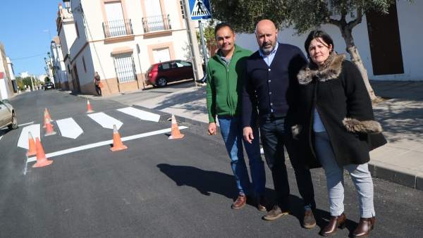 Asunción Llamas y Francisco Gil visitan las obras del Plan Supera Asunción Llamas y Francisco Gil visitan las obras del Plan Supera