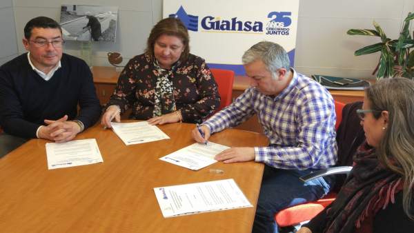 Acuerdo entre Giahsa y la Asociación Cultural de Sordos de Huelva. Acuerdo entre Giahsa y la Asociación Cultural de Sordos de Huelva.