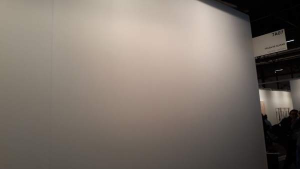 Retiran de ARCOmadrid la obra de Santiago Serra 'Presos políticos'