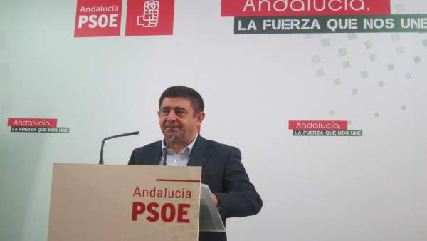El secretario general del PSOE de Jaén, Francisco Reyes, en una foto de archivo. El secretario general del PSOE de Jaén, Francisco Reyes, en una foto de archivo.