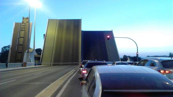 El puente de las Delicias El puente de las Delicias