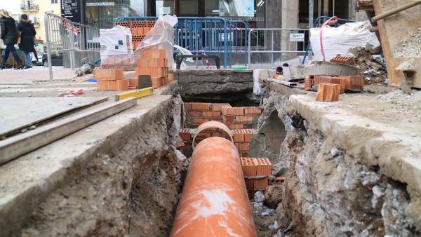 OBRAS PARA LA SEPARACIÓN DE LA RED DE PLUVIALES OBRAS PARA LA SEPARACIÓN DE LA RED DE PLUVIALES