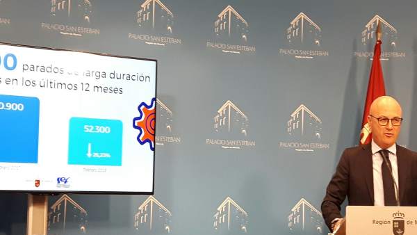 El consejero Juan Hernández, en la rueda de prensa El consejero Juan Hernández, en la rueda de prensa