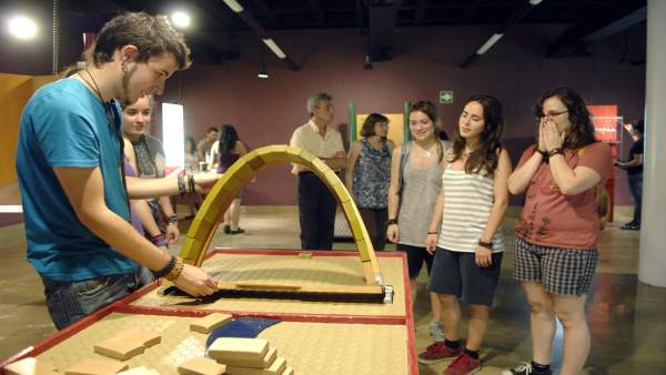 Taller de física recreativa en el Parque de las Ciencias Taller de física recreativa en el Parque de las Ciencias