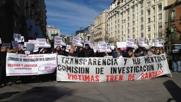 Protesta de las víctimas de Angrois Protesta de las víctimas de Angrois