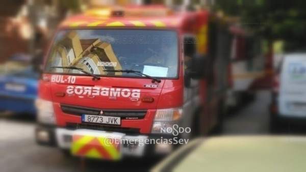Camión de bomberos del Ayuntamiento de Sevilla Camión de bomberos del Ayuntamiento de Sevilla