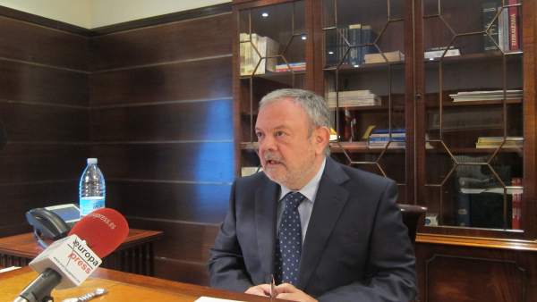 Pedro Azpiazu, consejero de Economía y Hacienda Pedro Azpiazu, consejero de Economía y Hacienda