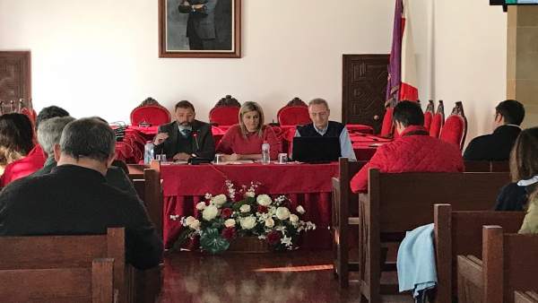 Reunión sobre las ayudas para regeneración de espacios públicos. Reunión sobre las ayudas para regeneración de espacios públicos.