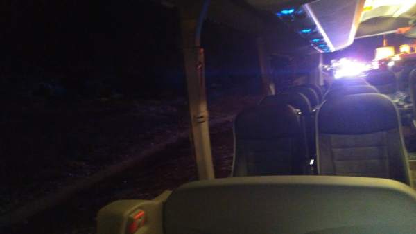L'accident en Villargordo es va registrar en rebentar-li una roda al camió i xocar per darrere l'autobús L'accident en Villargordo es va registrar en rebentar-li una roda al camió i xocar per darrere l'autobús
