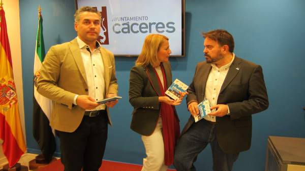 Cáceres estrena nueva Guía de Aves Cáceres estrena nueva Guía de Aves