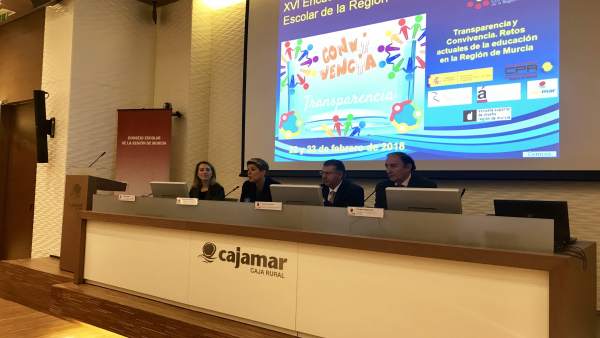 Noelia Arroyo participa en XVI Encuentro del Consejo Escolar de la Región Noelia Arroyo participa en XVI Encuentro del Consejo Escolar de la Región