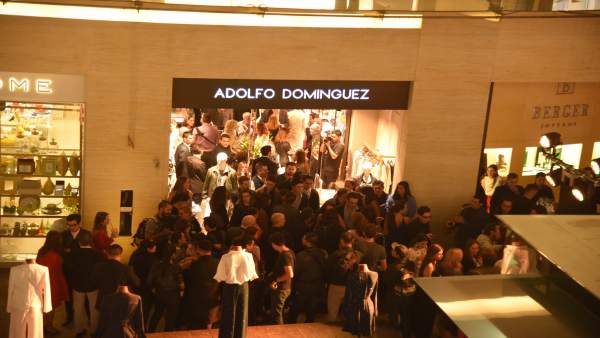 Tienda de Adolfo Domínguez Tienda de Adolfo Domínguez