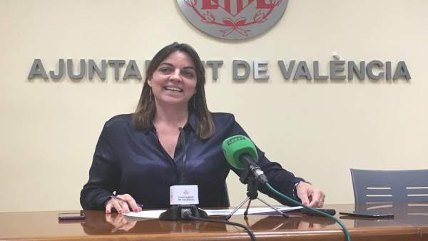 Anaïs Menguzzato durante la rueda de prensa Anaïs Menguzzato durante la rueda de prensa